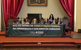 USP re&uacute;ne juristas em defesa da democracia