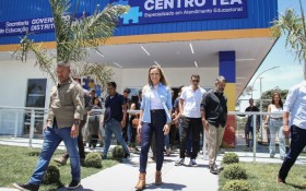 Celina lidera com 54% dos votos, enquanto Grass aparece com 37%, aponta Datafolha