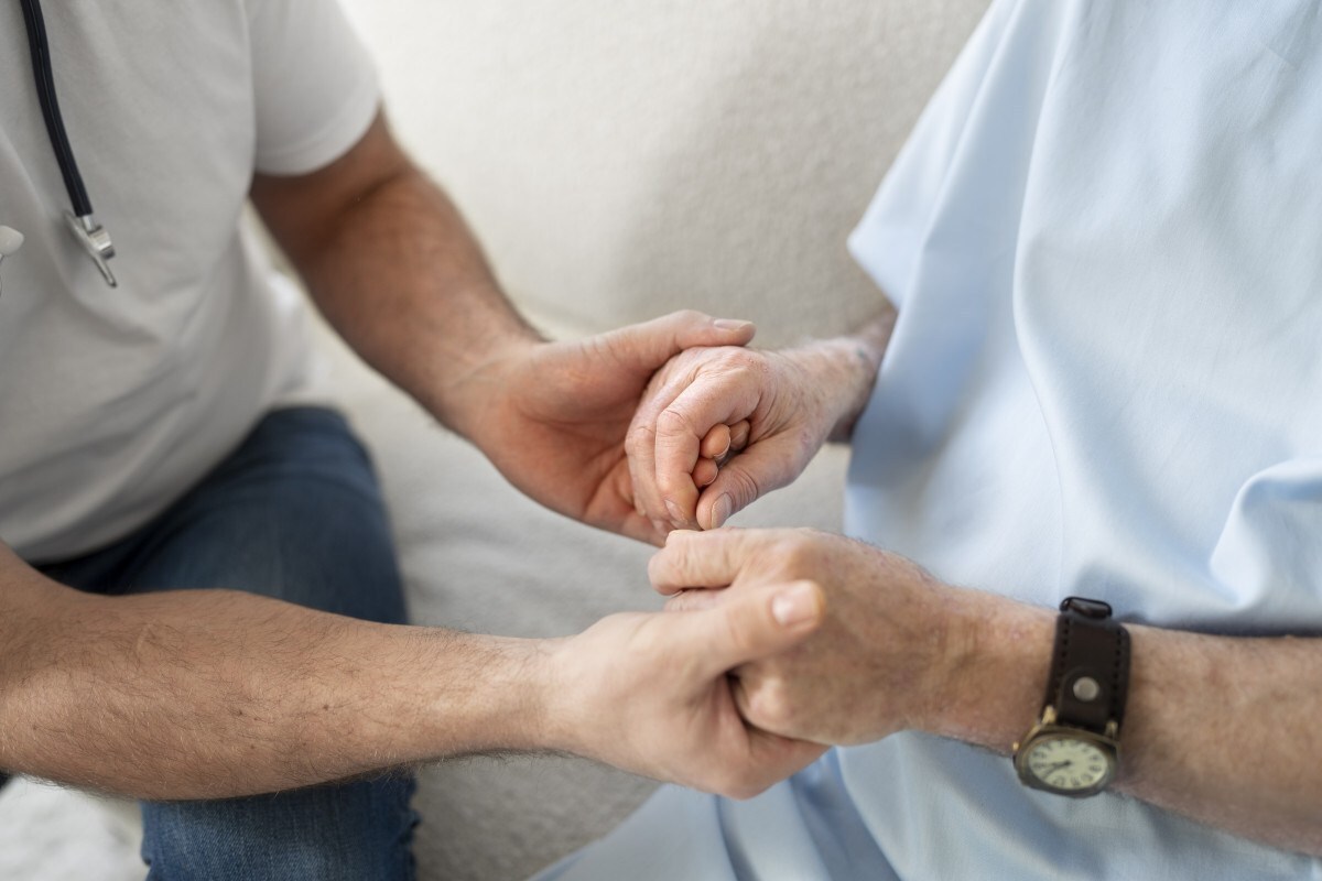 Hotel Vit&oacute;ria recebe encontro cient&iacute;fico sobre a doen&ccedil;a de Parkinson neste s&aacute;bado
