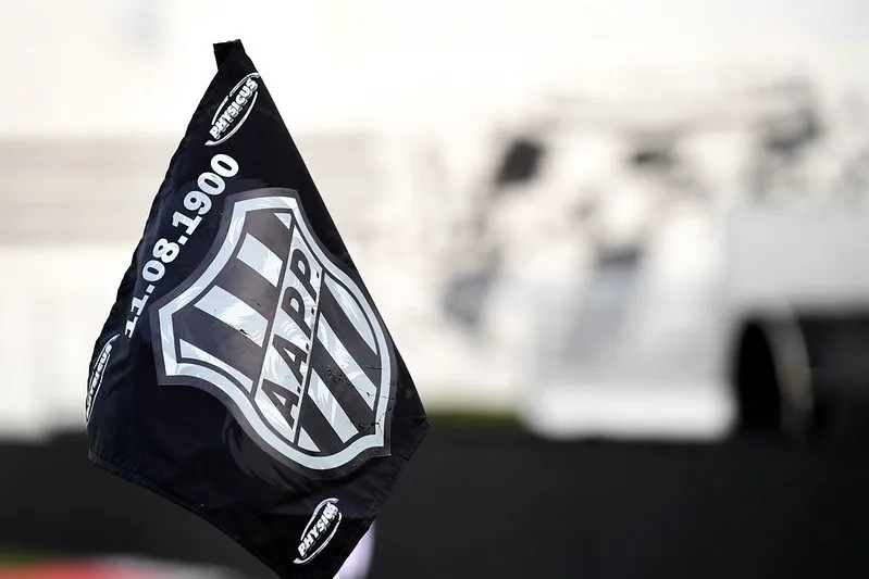 Ponte Preta tenta evitar a pior campanha da hist&oacute;ria na S&eacute;rie B