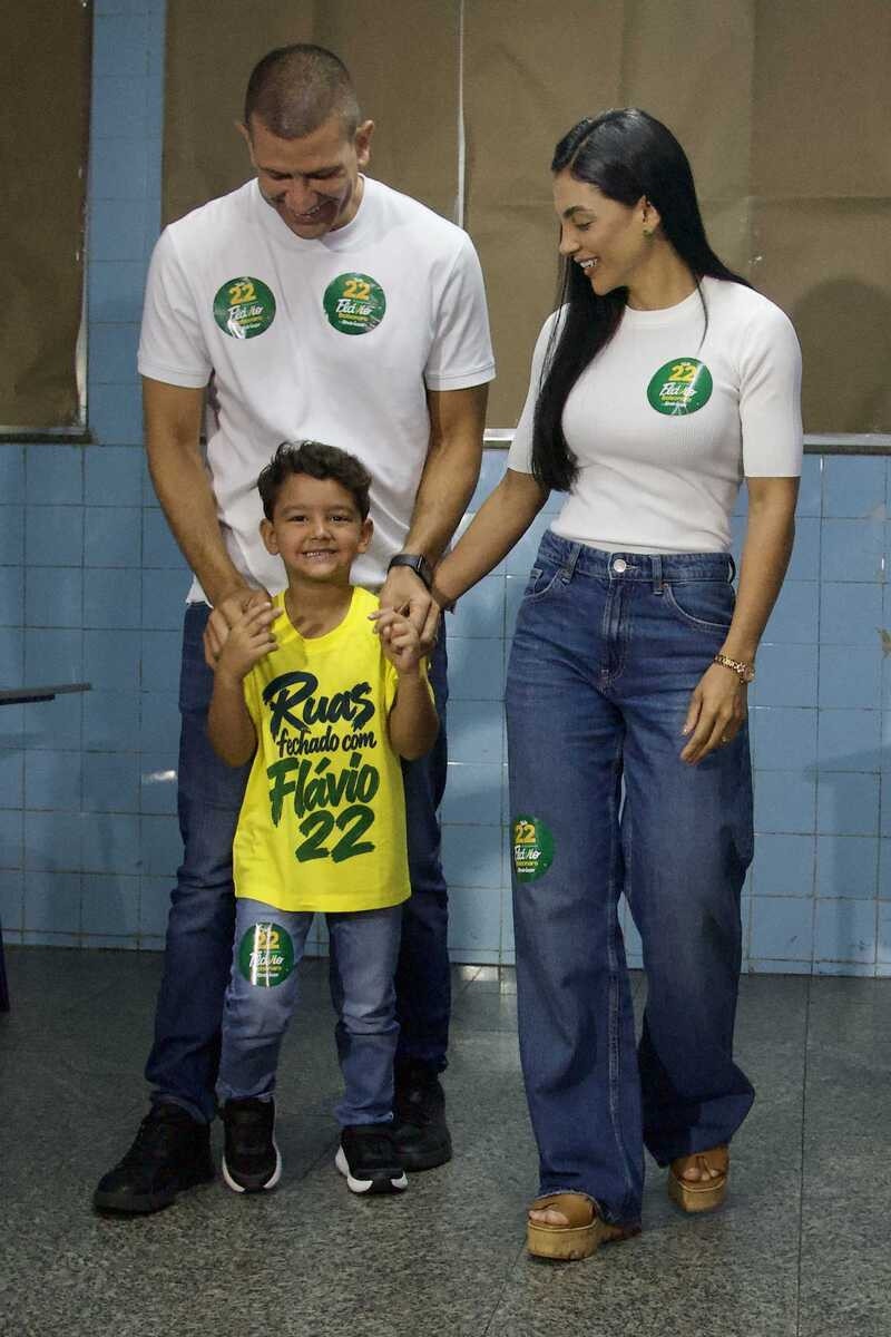 Foco est&aacute; na transi&ccedil;&atilde;o de governo