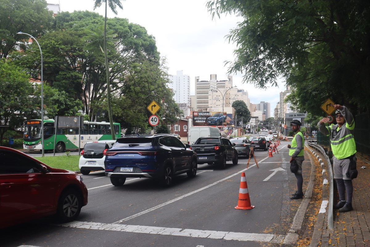 Emdec suspende opera&ccedil;&atilde;o Bosque e libera tr&acirc;nsito em Campinas