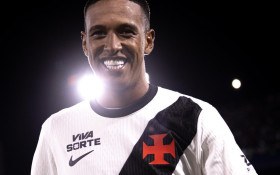 Robert Renan est&aacute; visado pelo futebol europeu