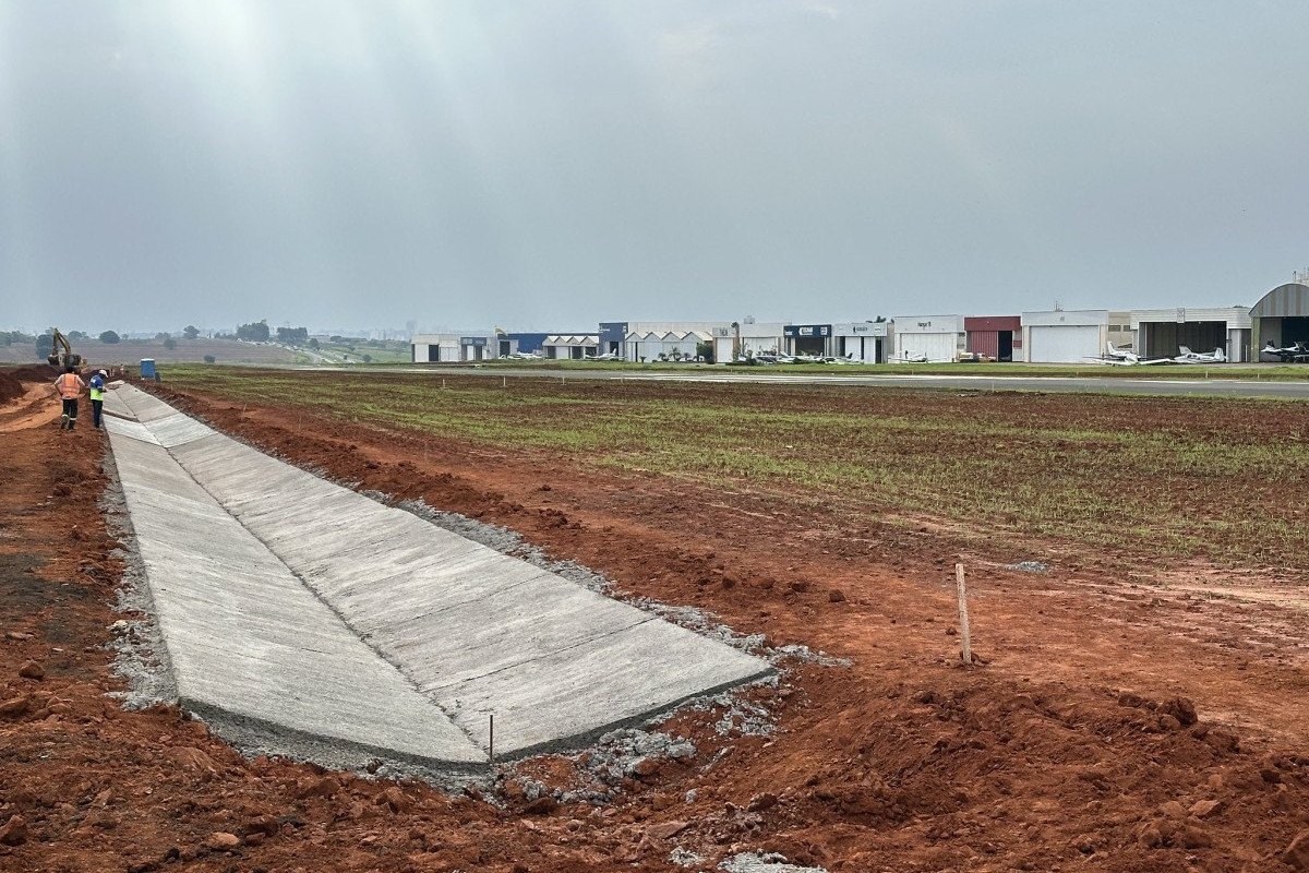 Aeroporto de Americana avan&ccedil;a em obras