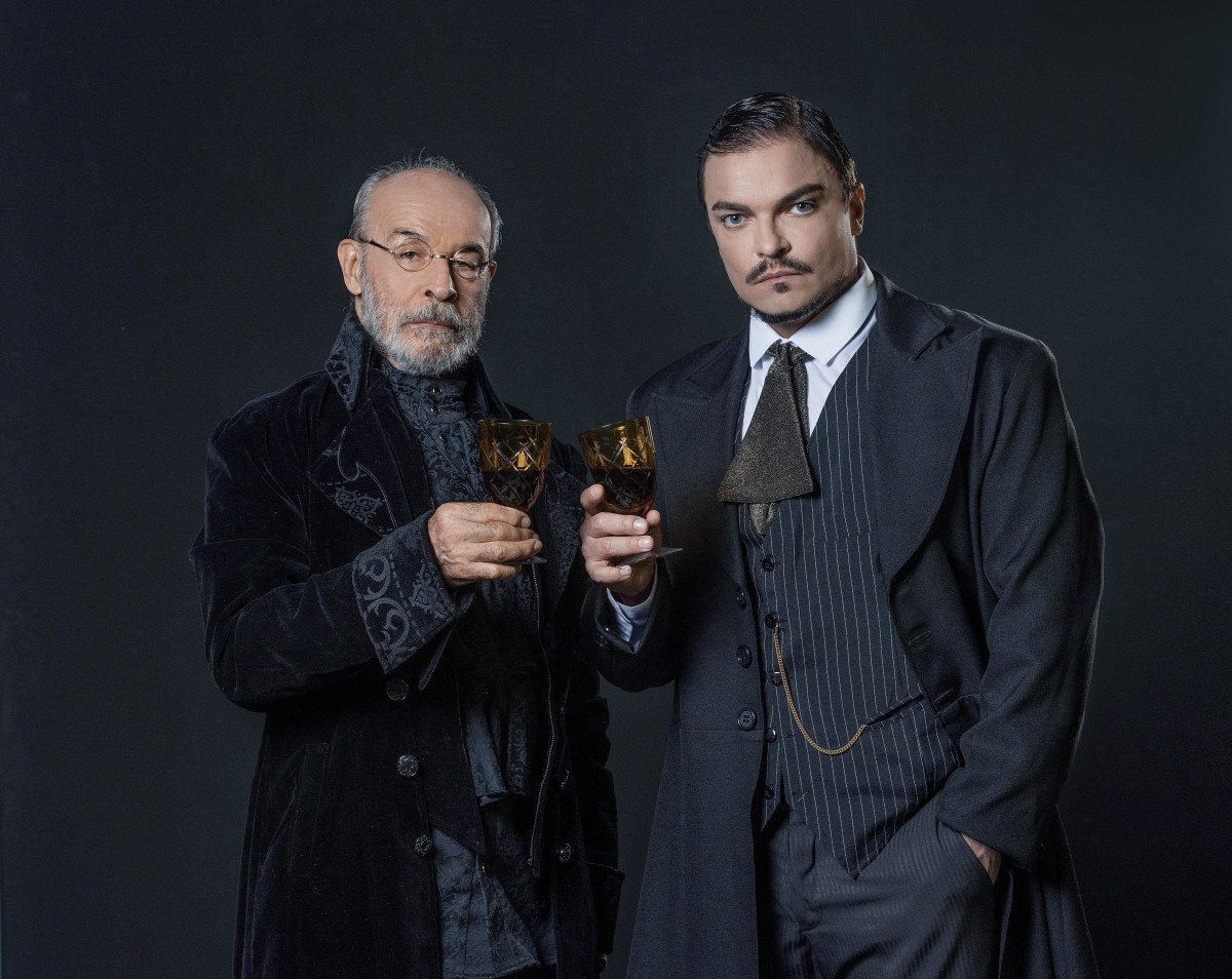 Osmar Prado prova o veneno do teatro