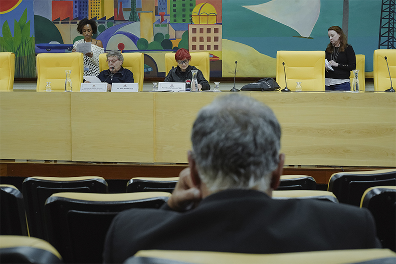 Celulares e transporte escolar t&ecirc;m aval de vereadores
