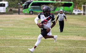Superliga D1 de Futebol Americano conhece os campe&otilde;es de confer&ecirc;ncia neste fim de semana
